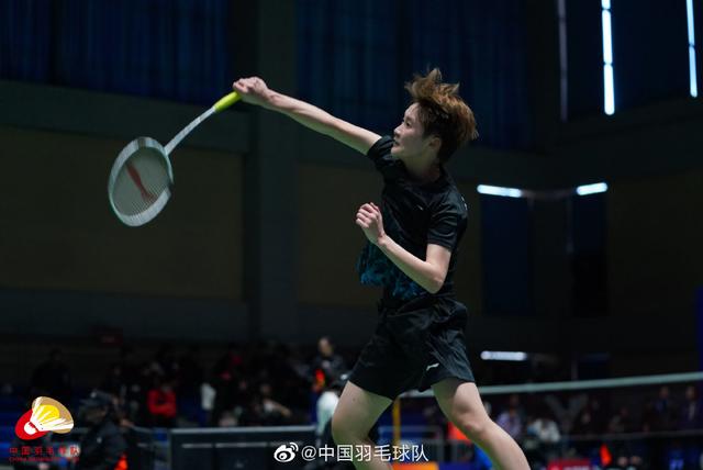 德劳伦蒂斯：在我们这个破主场里，一场只能赚300万欧