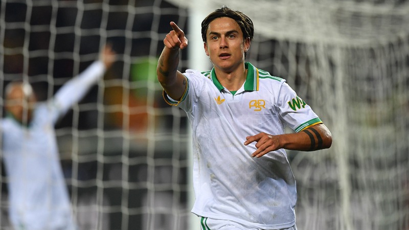 斯洛特：球队目标是重返联赛前四，我心中萨拉赫理应上场比赛