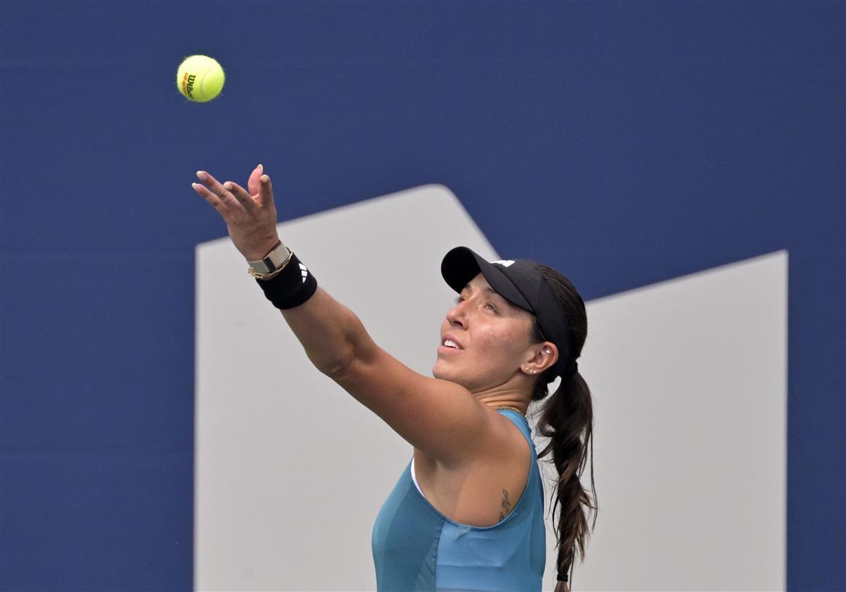 十二人的助 十二人的助