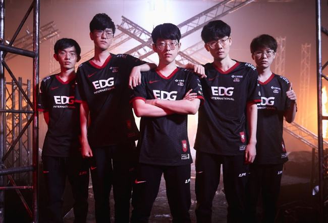 還需要顧及 還需要顧及